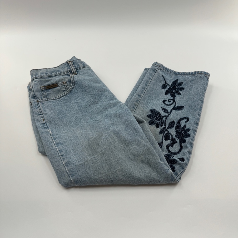 Vintage Calvin Klein Light Wash Cropped Jeans – Women’s Size 6